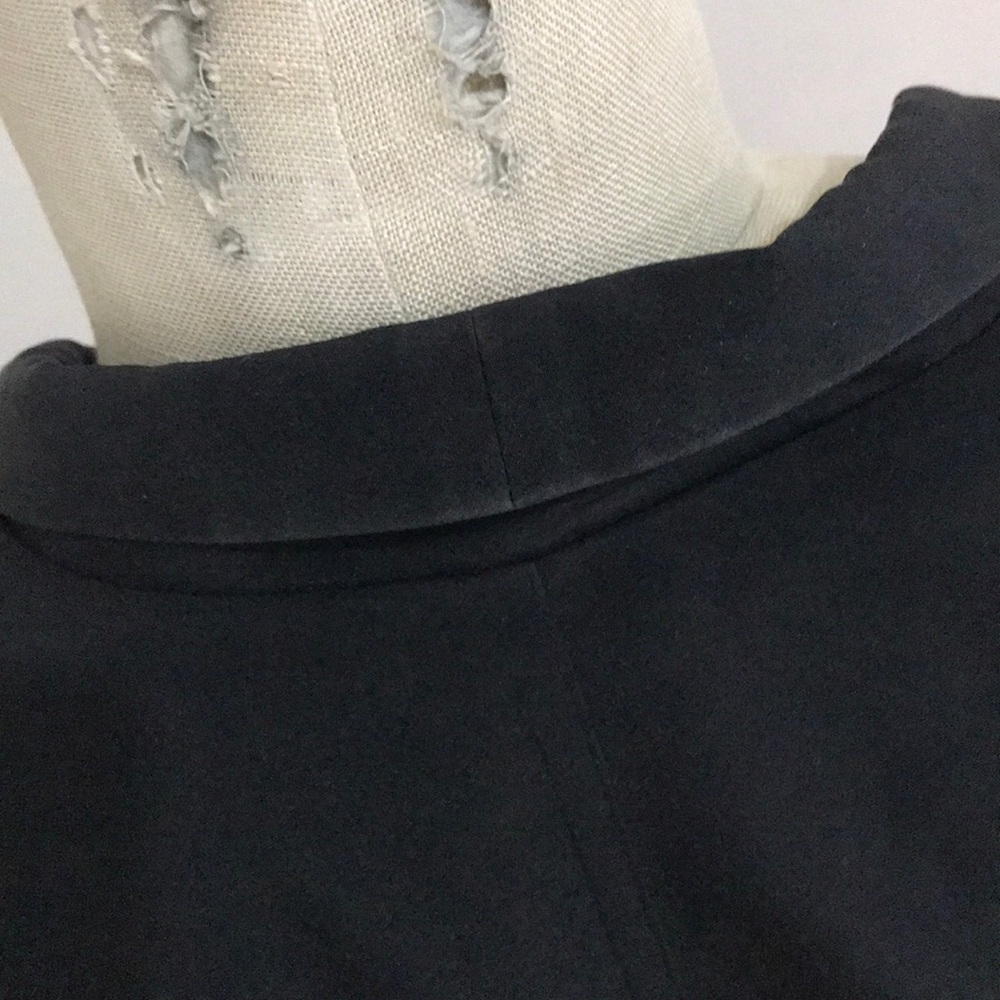 Black blazer - Picture 7 of 8